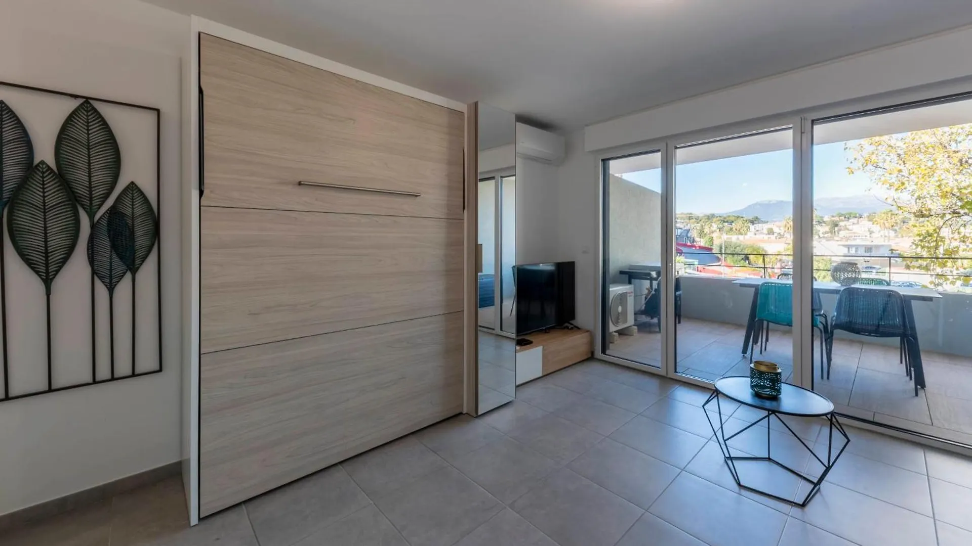 Beautiful Studio In Luxury Residence With Swimming Pool Villeneuve-Loubet 0*,  France