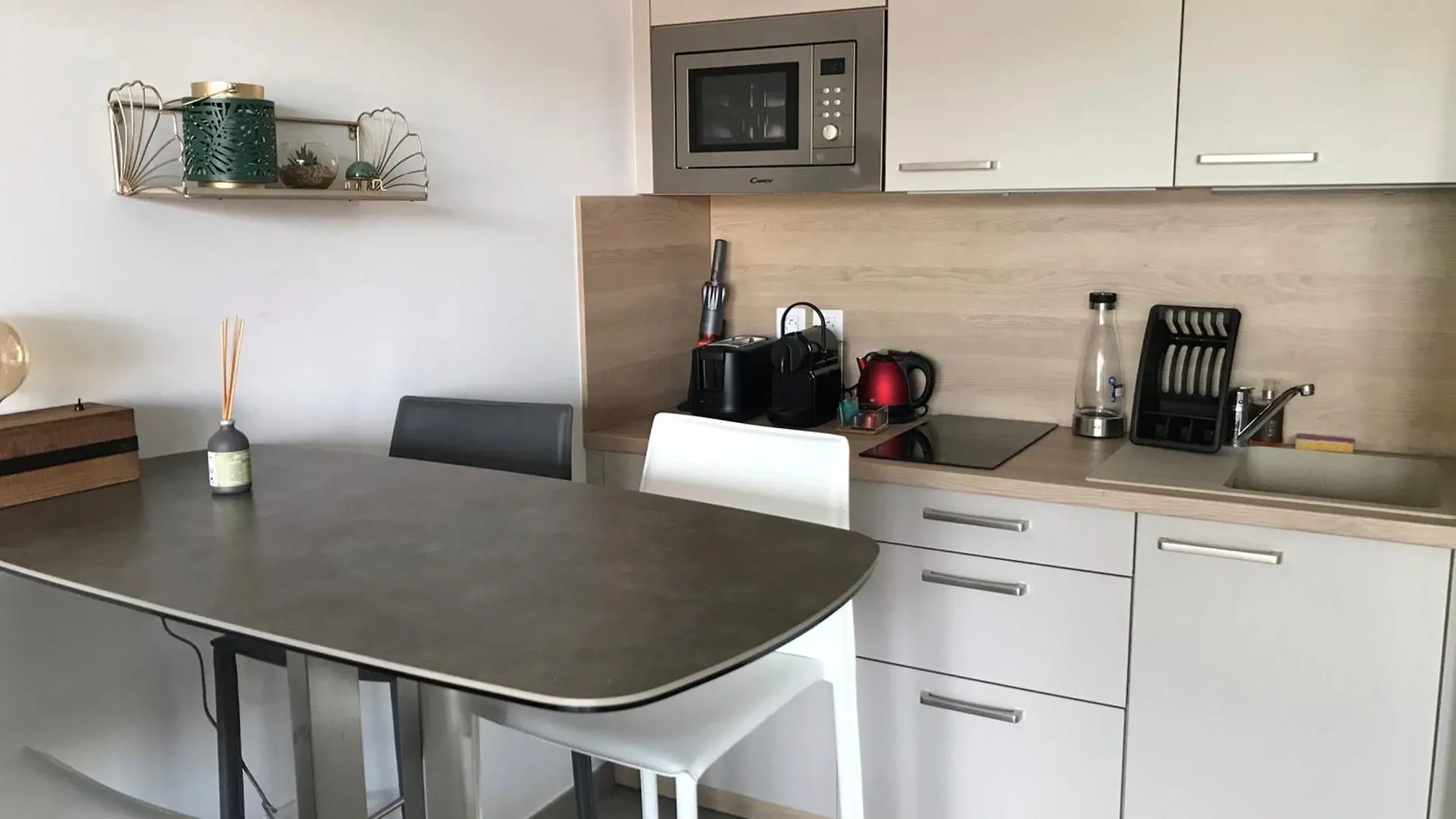 Beautiful Studio In Luxury Residence With Swimming Pool Villeneuve-Loubet France