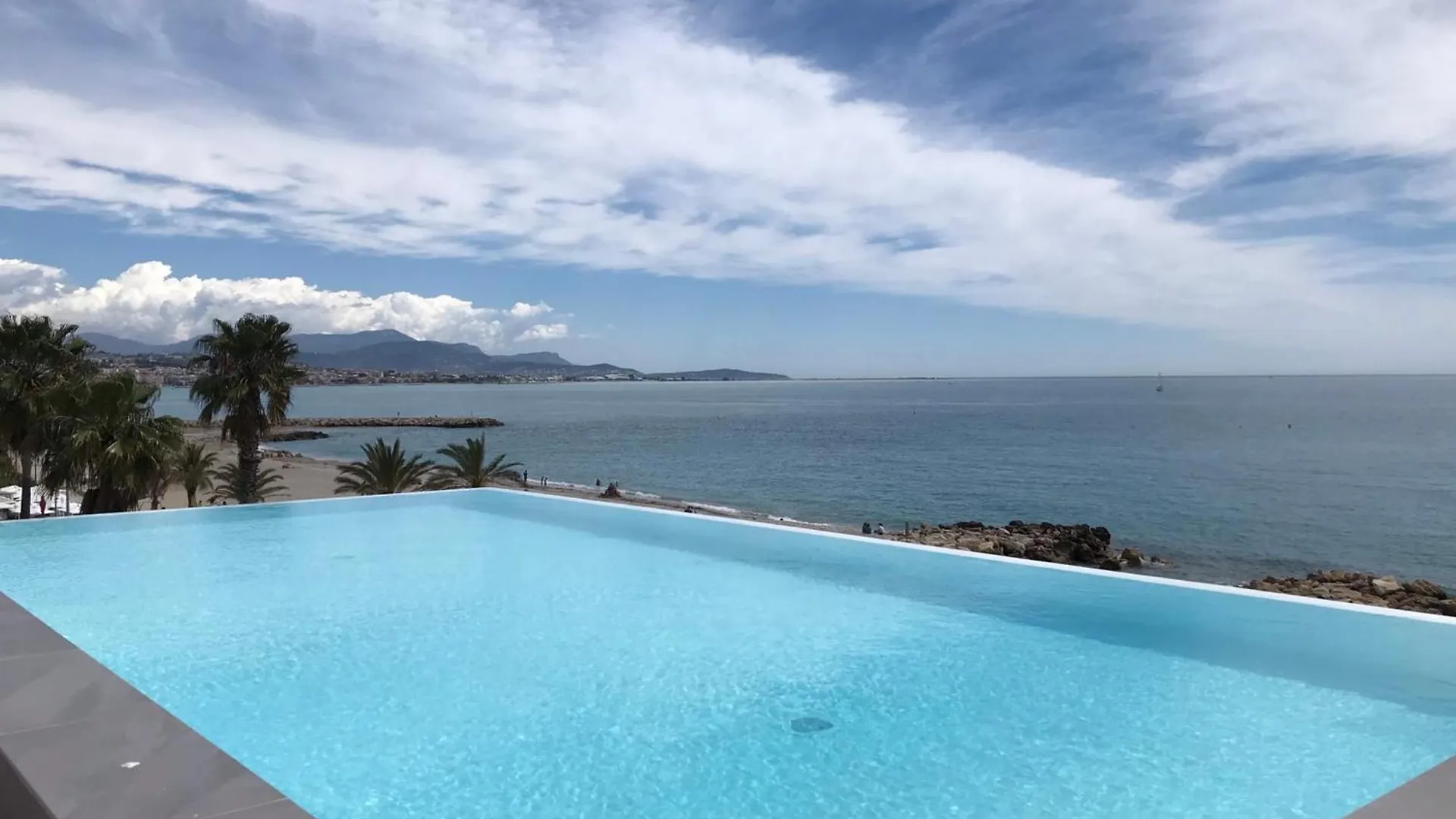 Apartment Beautiful Studio In Luxury Residence With Swimming Pool Villeneuve-Loubet France